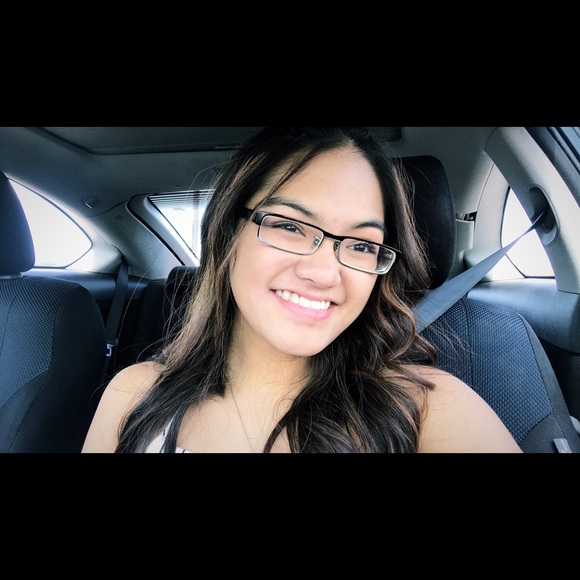 Meet your Posher, Alexi - Picture 1 of 1